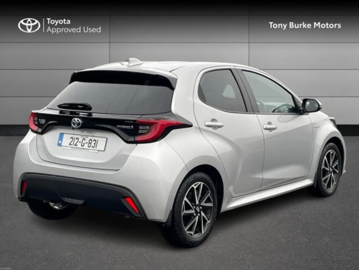 Toyota Yaris - Hybrid - LUNASPORT - 1.5 - 5dr - Au - Image 2