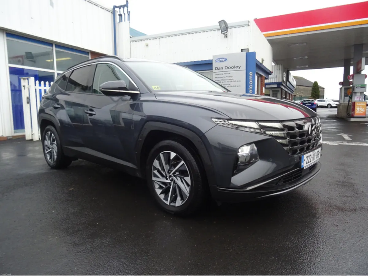 Hyundai Tucson IX35 EXECUTIVE PLUS DIESEL 5 5DR - Image 1