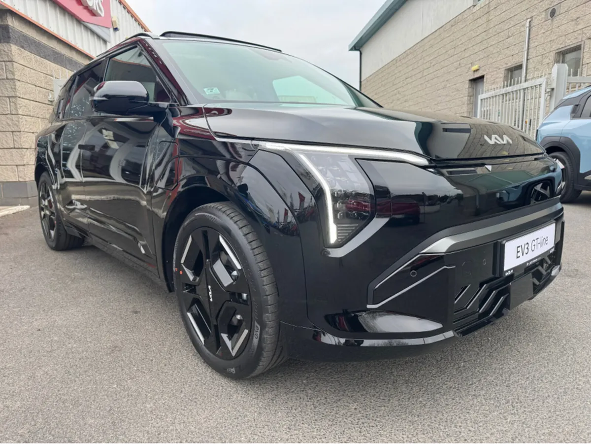 Kia EV3 GT Line***0% APR & Free Home Charger*** - Image 3