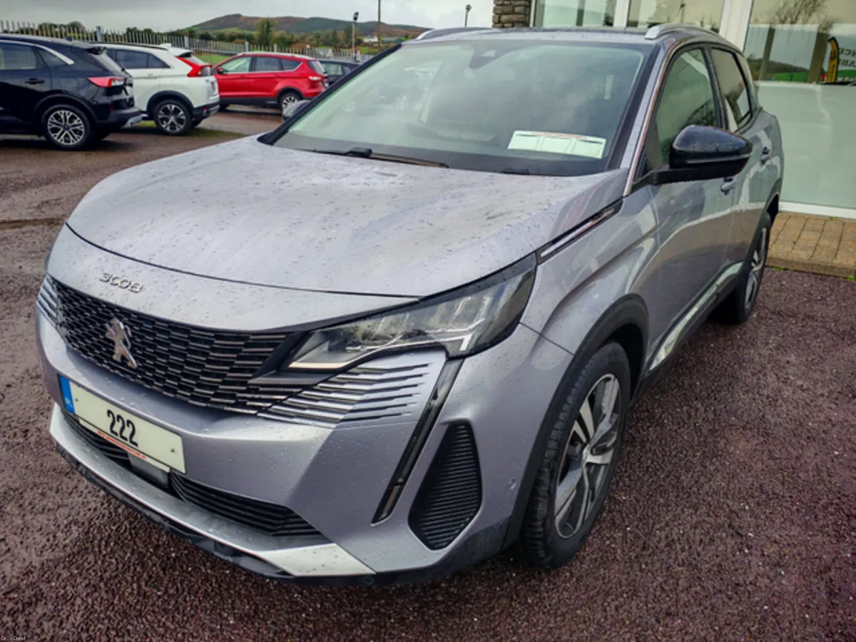 2022 Peugeot 3008 - Image 2