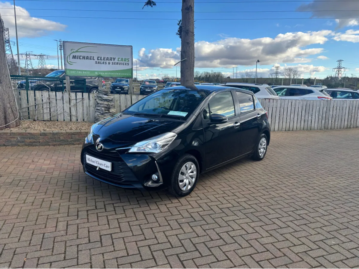 Toyota Yaris DBA-KSP130 5DR AUTO - Image 1