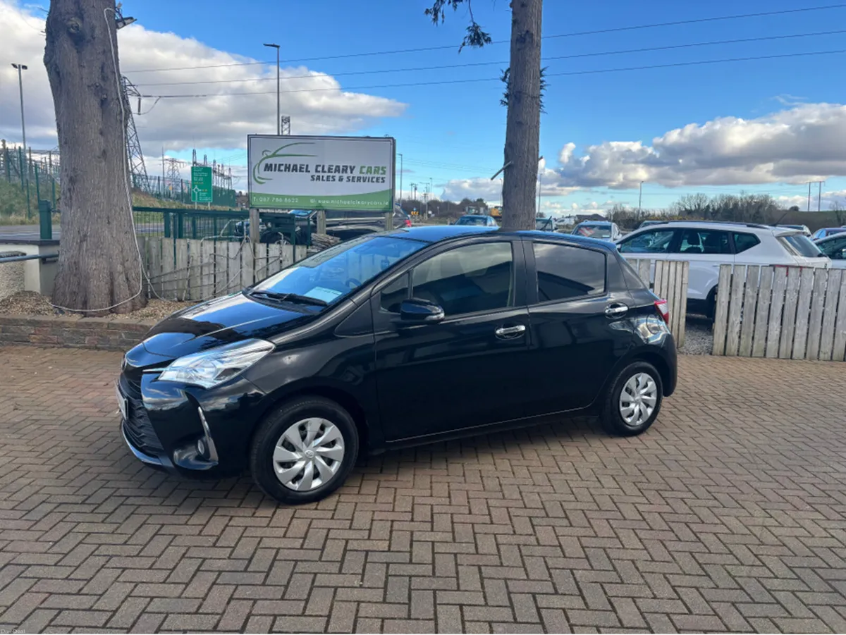 Toyota Yaris DBA-KSP130 5DR AUTO - Image 2