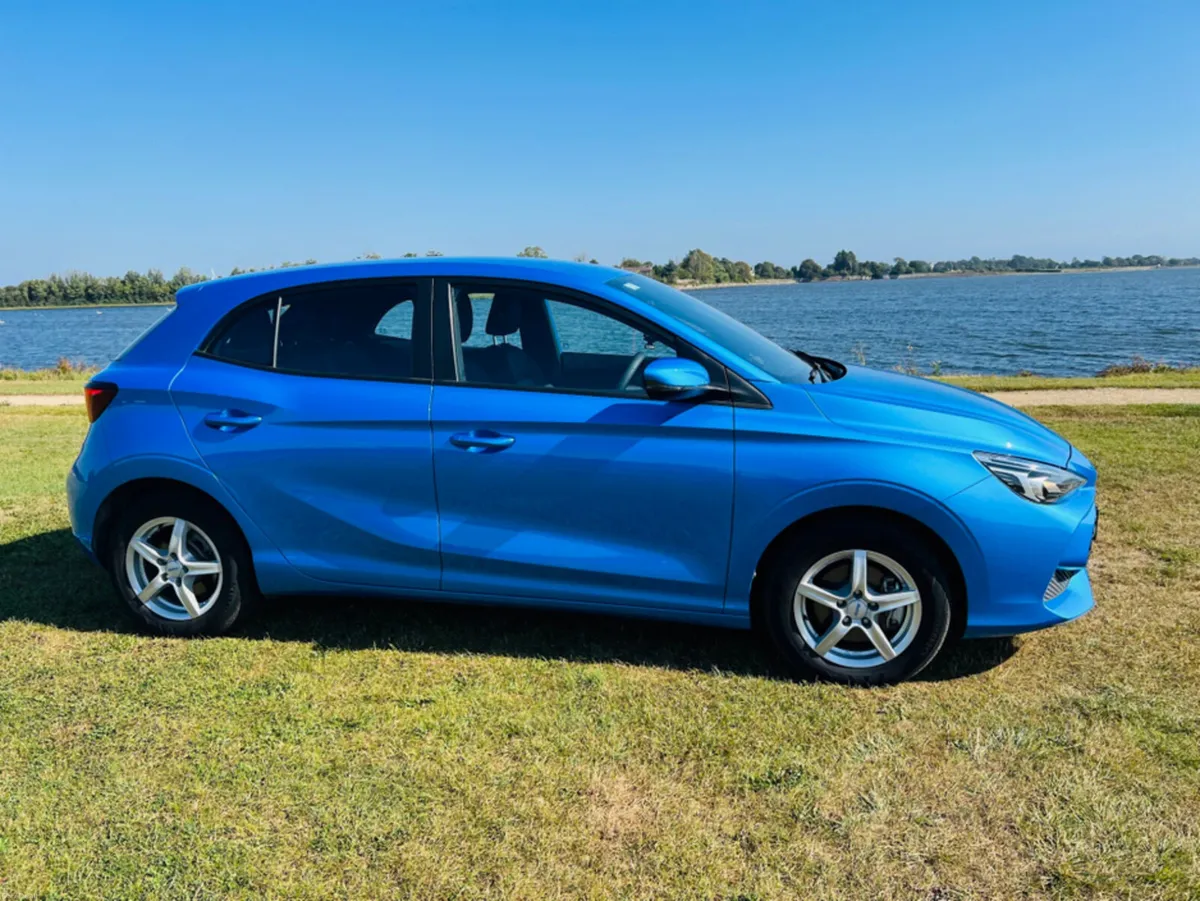 MG MG3 METALLIC PAINT // REVERSE CAM // BLUETOOTH - Image 4