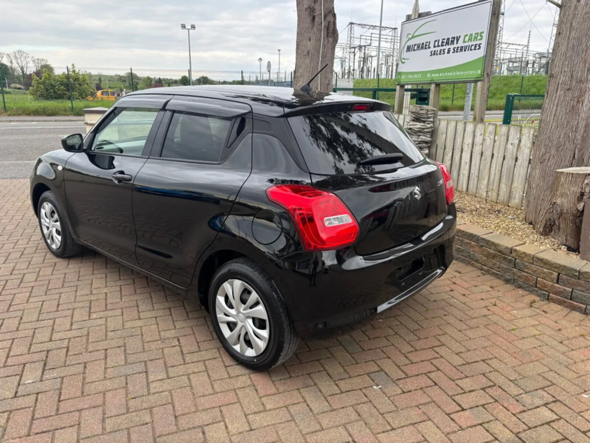 Suzuki Swift Automatic - Image 4