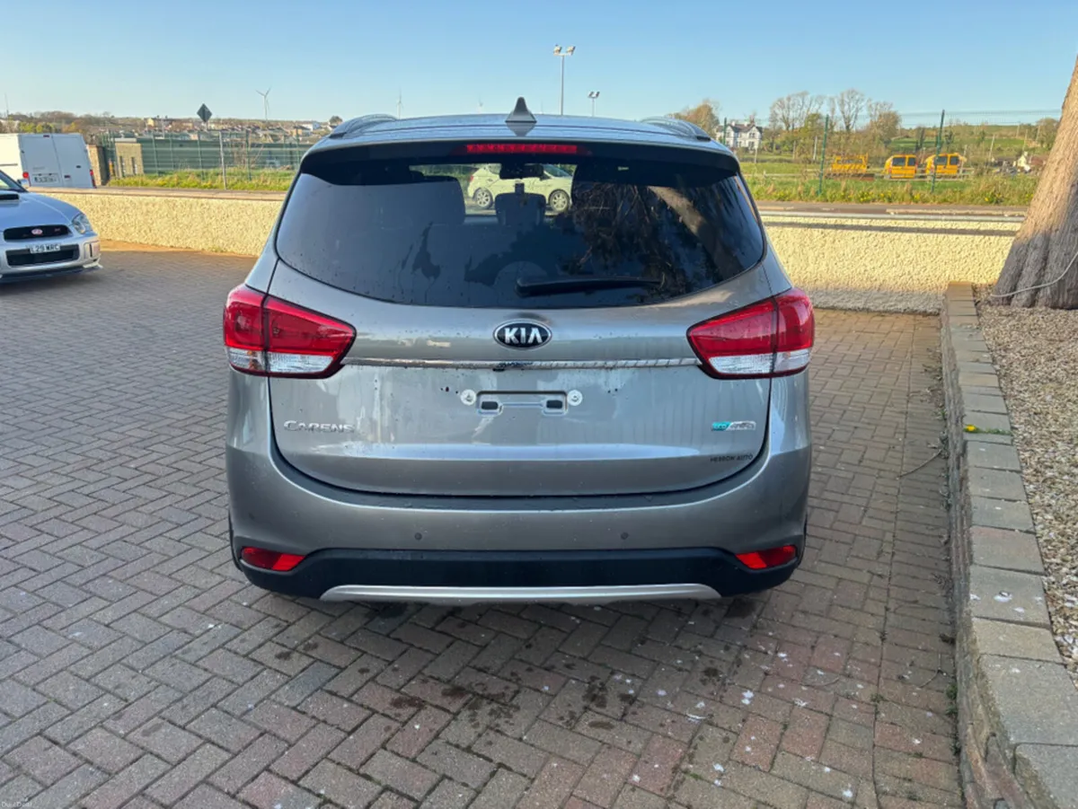Kia Carens OR RONDO EX 5DR - Image 5