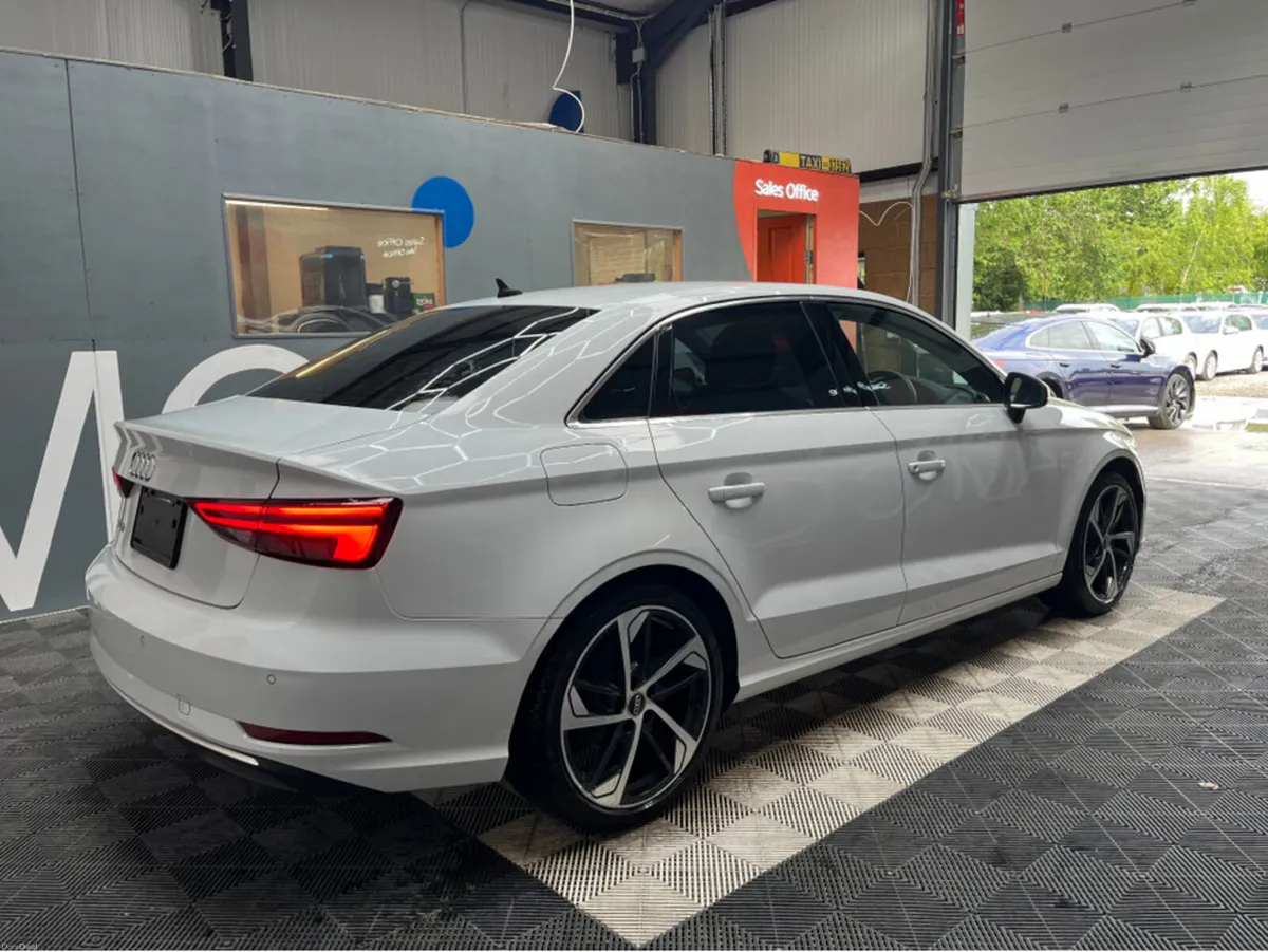 Audi A3 1.4 PETROL/ 81k KMs / HEATED SEATS , REVER - Image 6