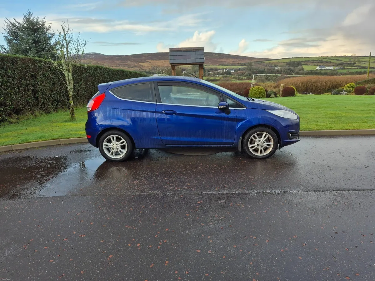 Ford Fiesta 2015 - Image 1
