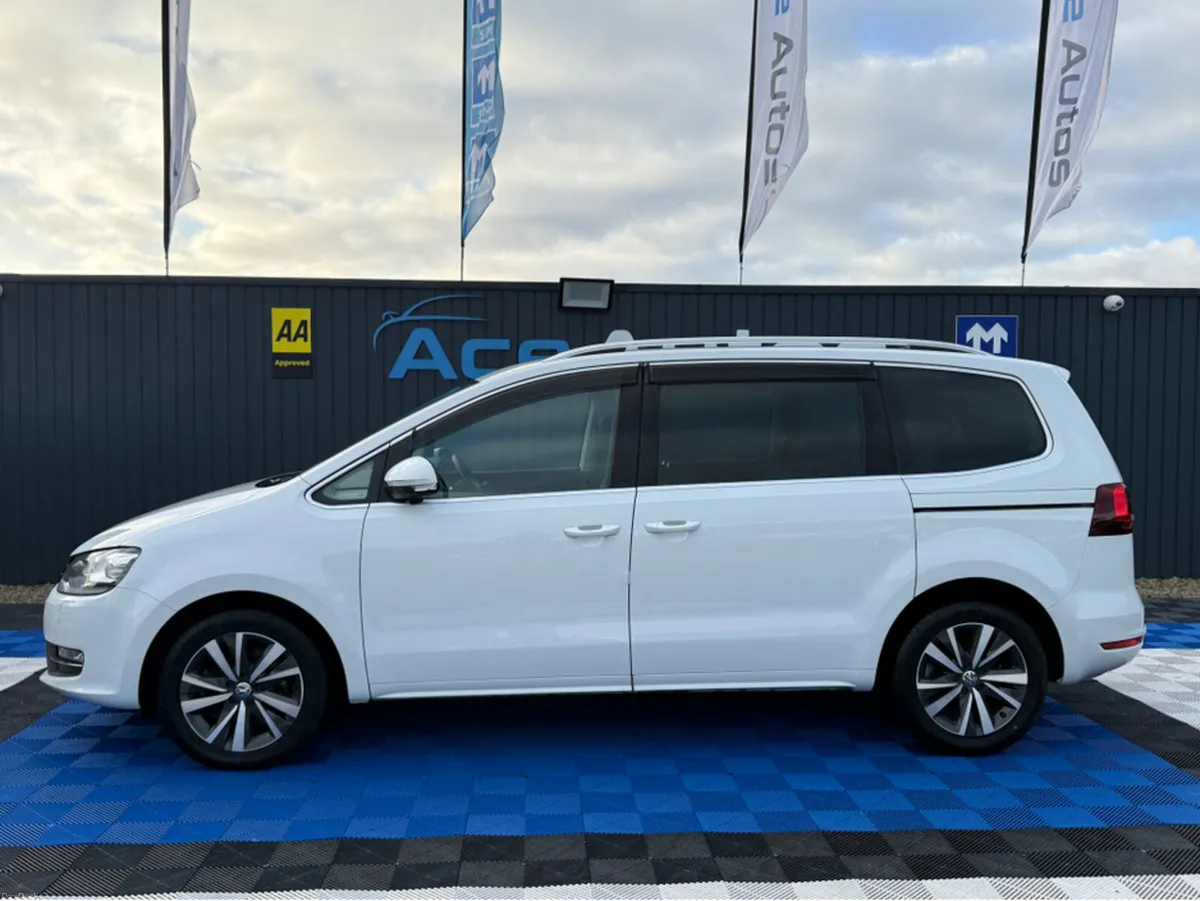 Volkswagen Sharan HIGHLINE PRO - 2.0L DIESEL - 7 S - Image 4
