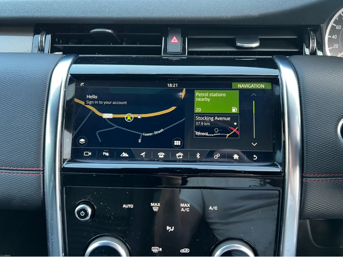 Land Rover Discovery Sport SPORT 2.0 D180S R-DYNAM - Image 4