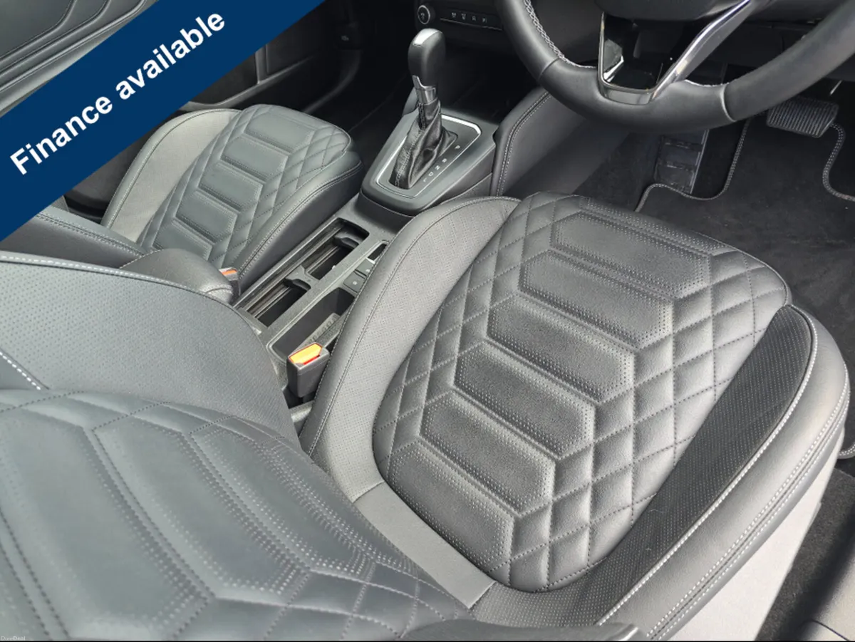 Ford Focus TITANIUM VIGNALE 5DR 1.0T 12 125 MHEV - Image 4