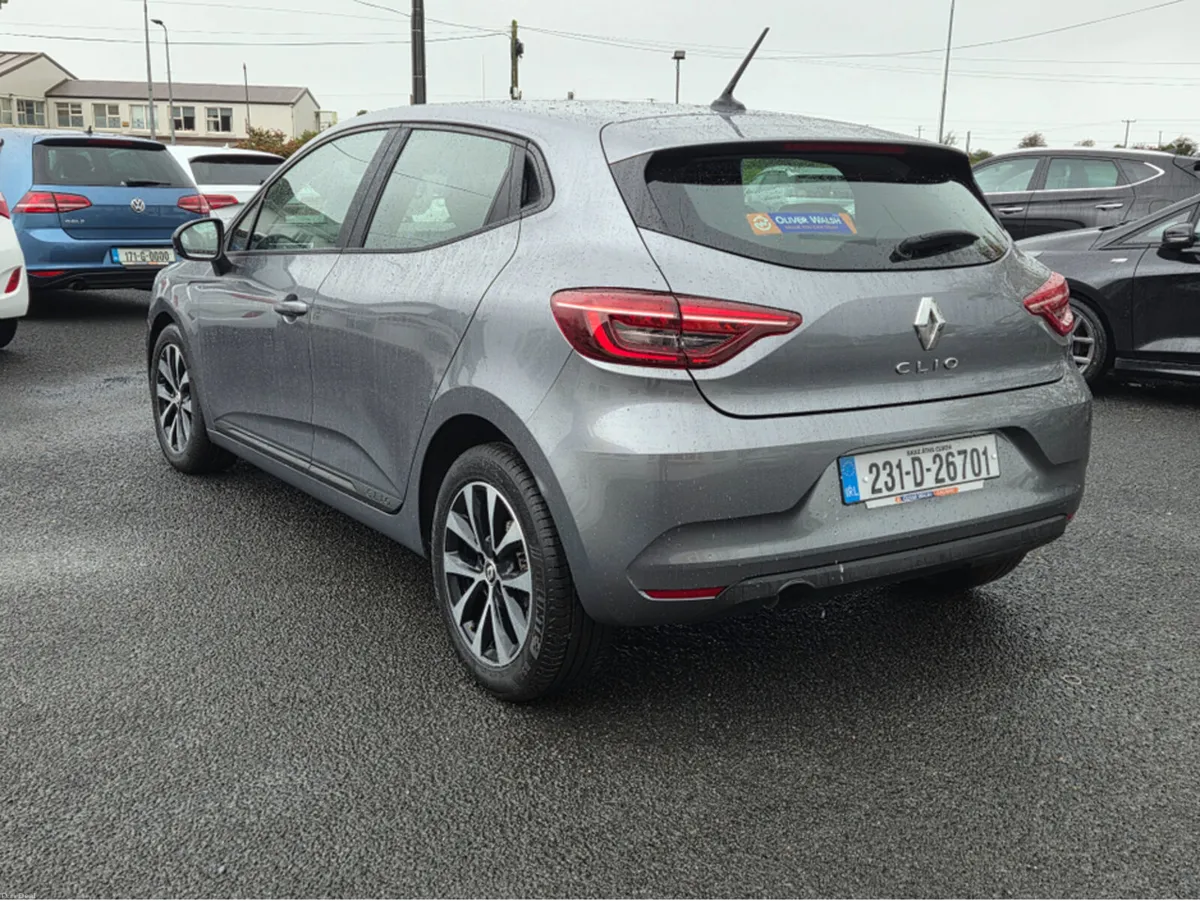 Renault Clio EQUILIBRE TCE 90 MY22.5 5 5DR - Image 4