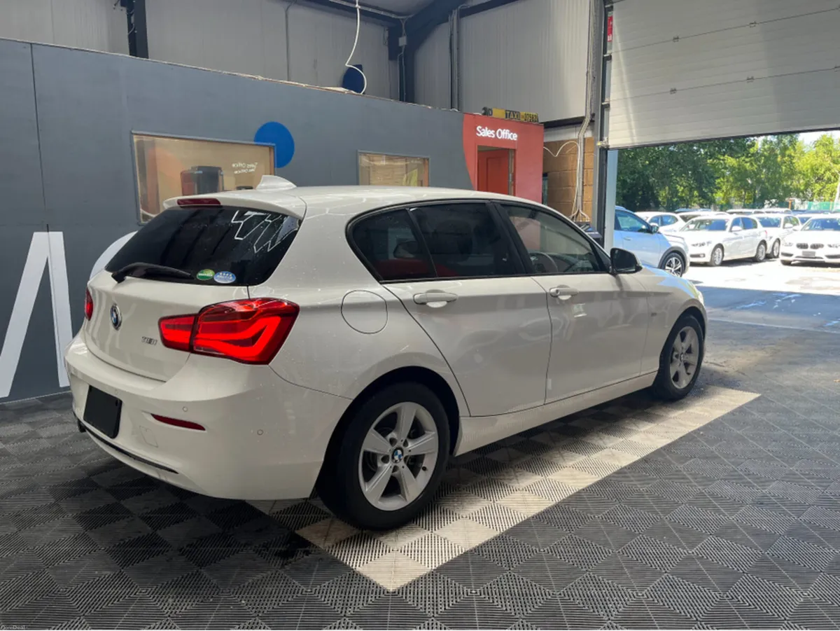 BMW 1-Series BMW 1 SERIES AUTOMATIC 118I / 35k KMS - Image 6