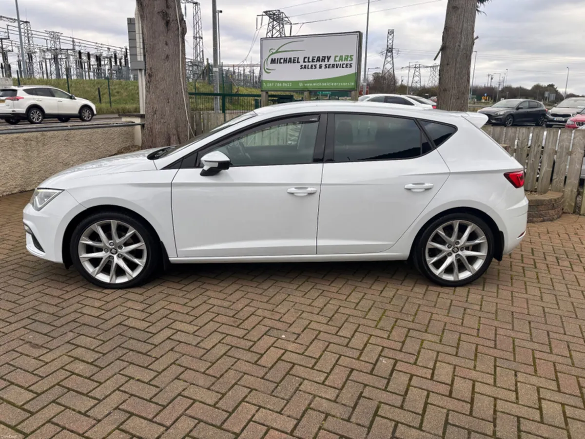 SEAT Leon 2.0 TDI 150HP DSG FR 5DR A AUTO - Image 2