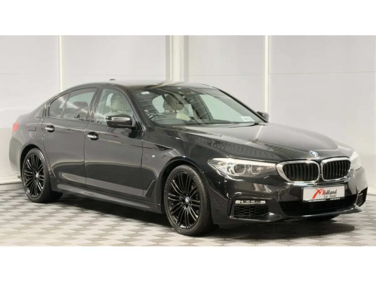 BMW 5-Series *D G30*  M SPORT - Image 3