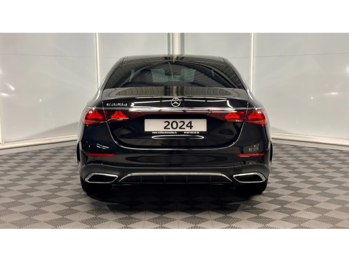 Mercedes-Benz E-Class Mercedes-Benz *AMG* LNE  D M - Image 3