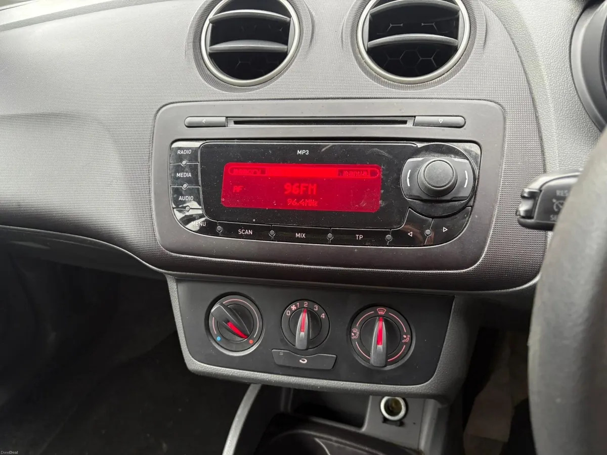 SEAT IBIZA - Image 6