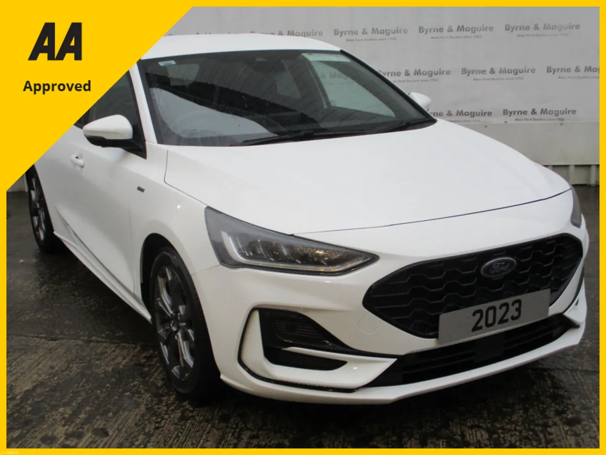 Ford Focus ST-LINE 1.0 PETROL ONLY 49000 KM. FULLY - Image 1