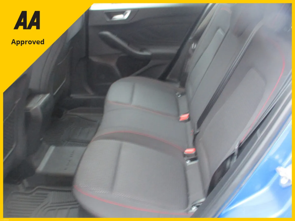 Ford Focus ST-LINE 1.0 ECOBOOST WITH A LONG NCT TE - Image 2