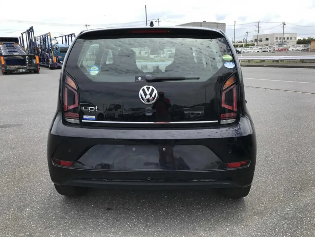 Volkswagen up! COMING SOON // AUTO // ONLY 49K KMS - Image 4
