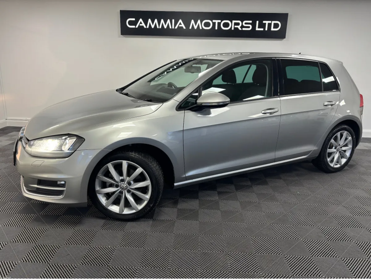 Volkswagen Golf *VOLKSWAGEN GOLF* *DSG* *DRIVE MOD - Image 4