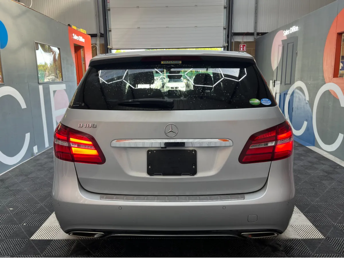 Mercedes-Benz B-Class B180 AUTOMATIC   / 61k KMs / - Image 5