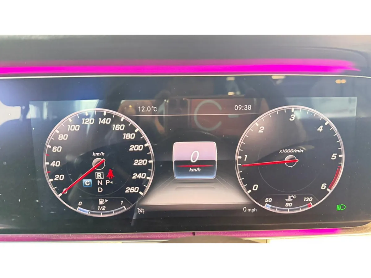 Mercedes-Benz E-Class E220 D SE 4DR AUTO - Image 2