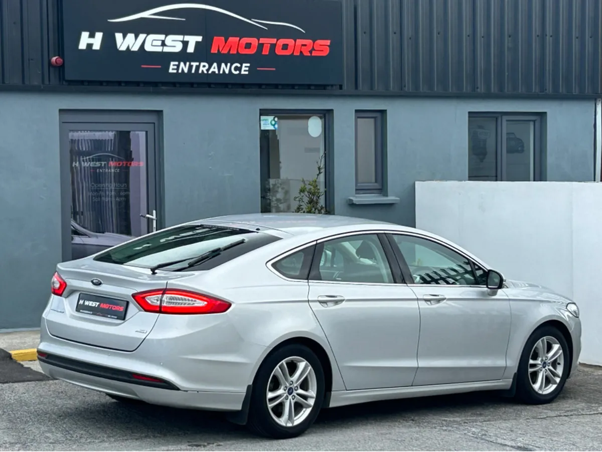 Ford Mondeo 5DR 1.5 TDCI 120PS 4DR - Image 3