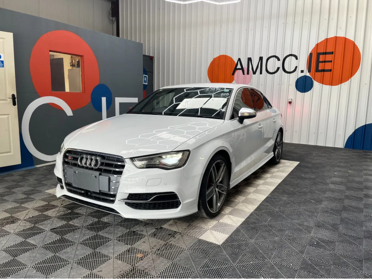 Audi S3 2.0 PETROL / 52k KMs / HEATED SEATS , REVE - Image 3