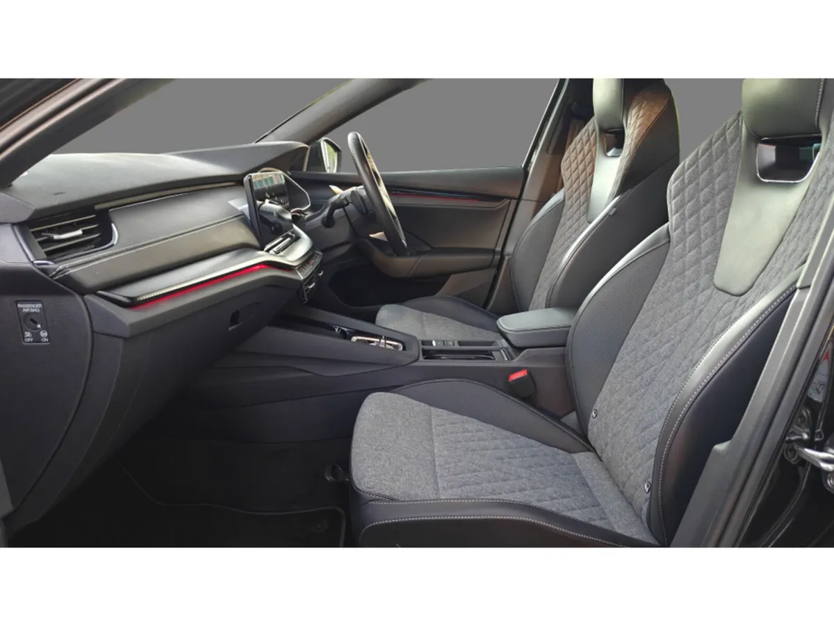 Skoda Octavia SPORTLINE 2.0 TDI 150HP DSG-EX DEMO - Image 3