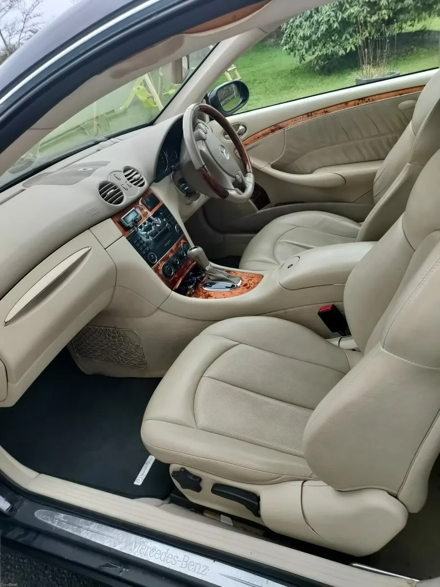 Mercedes CLK 200 Kompressor Coupe - Image 2