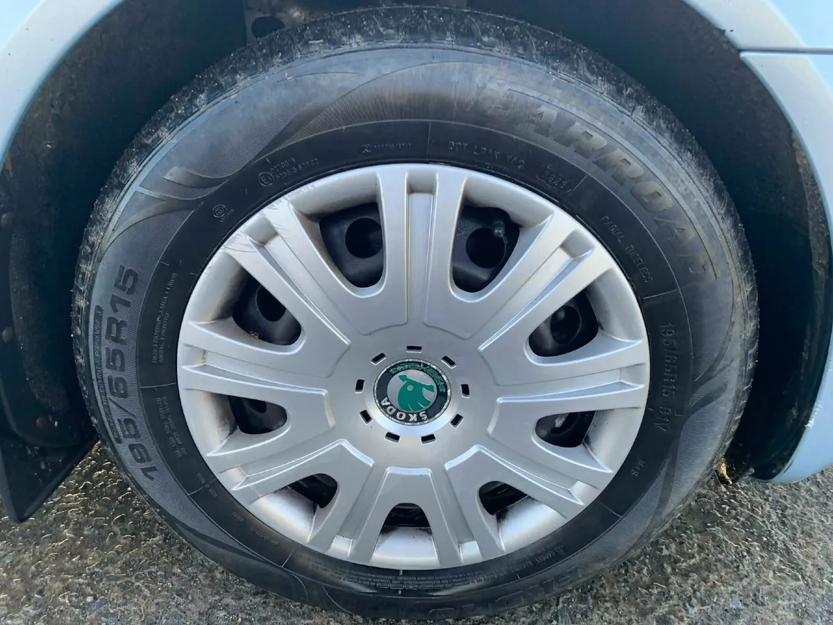 Skoda Octavia 2011 - Image 4