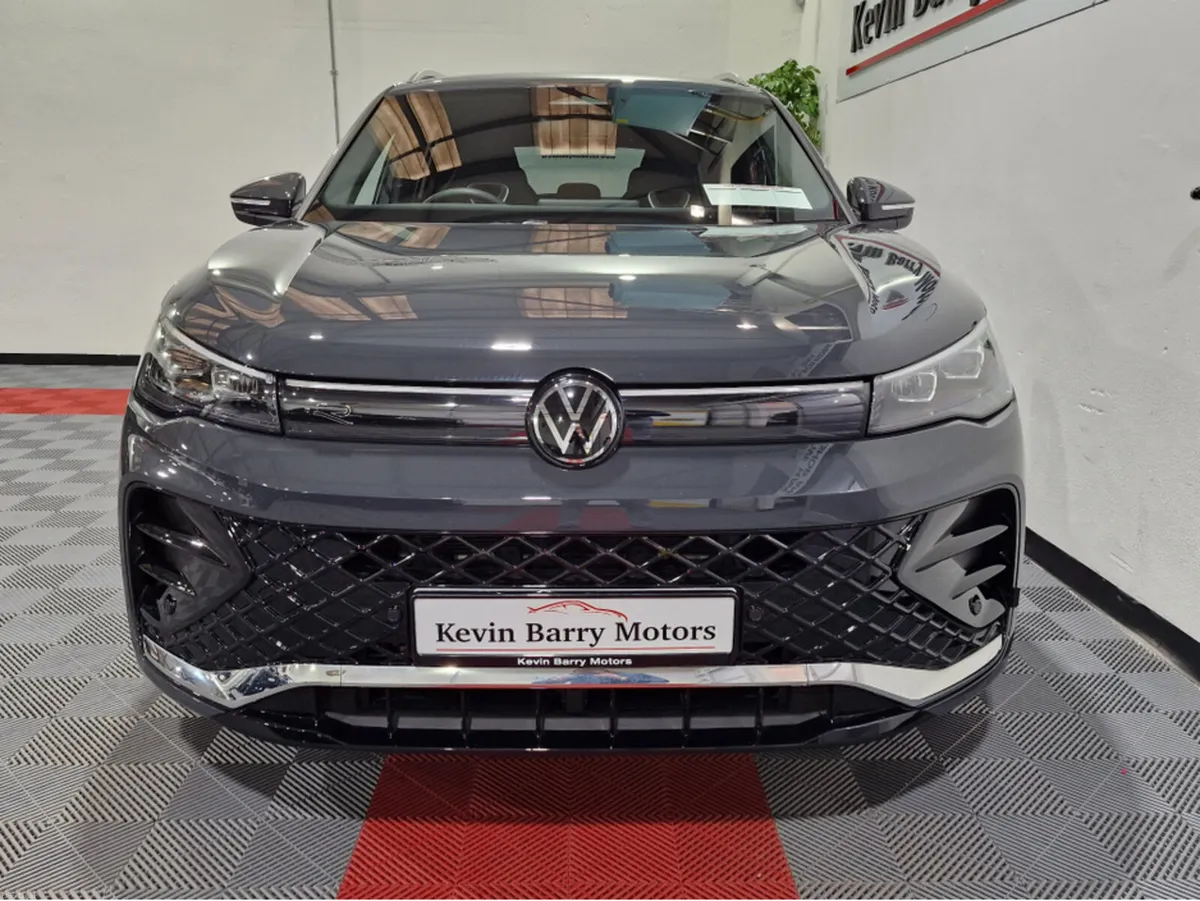 Volkswagen Tiguan 1.5TSi PHEV R-LINE AUTOMATIC **O - Image 3