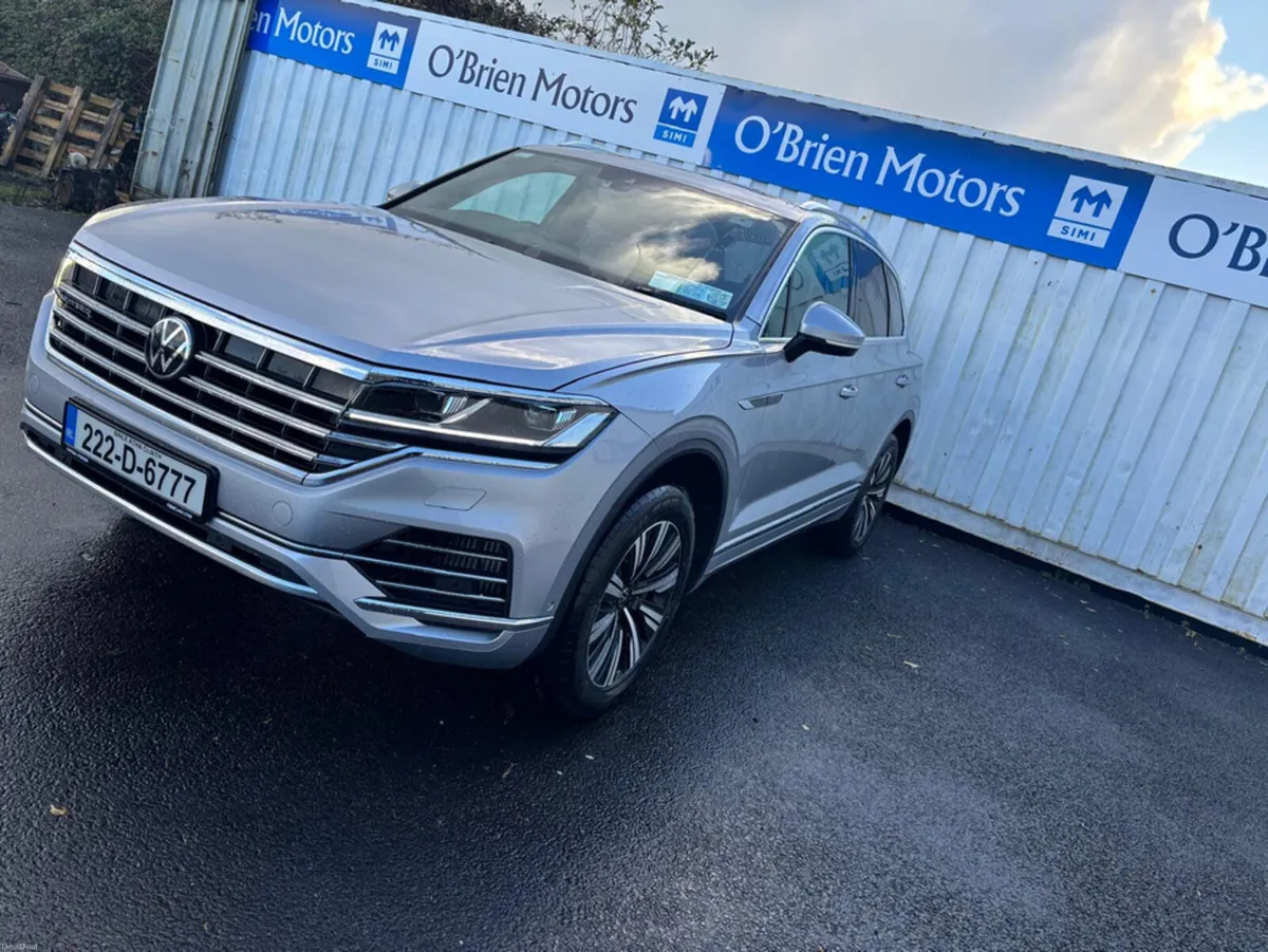 Volkswagen Touareg EHYBRID ELEGANCE 3.0 TSI PHEV 3 - Image 3