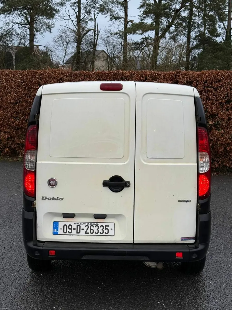 Fiat Doblo 2009 - Image 2