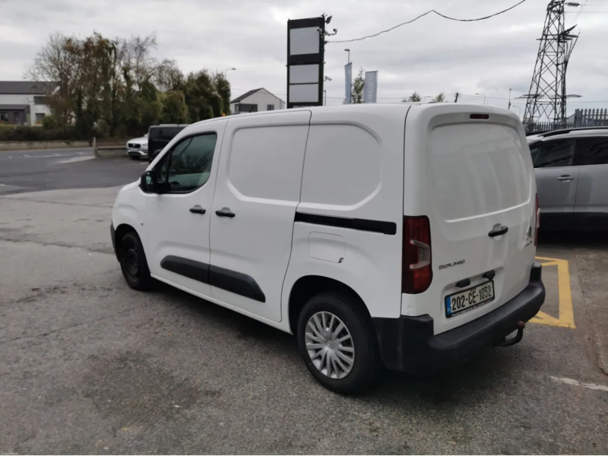 Citroen Berlingo LX 1.5 BLUEHD 75 S&S 650K M 20 - Image 2