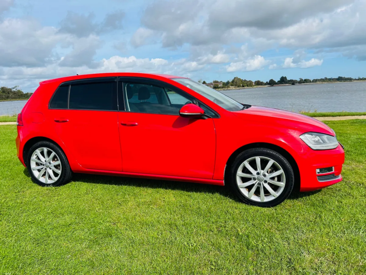 Volkswagen Golf AUTO / HI LINE / FINANCE AVAILABLE - Image 3