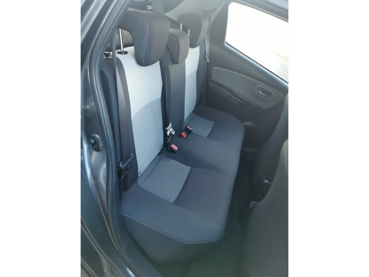 Toyota Yaris 1.4 D-4D LUNA 4DR  ////  SOLD   //// - Image 2