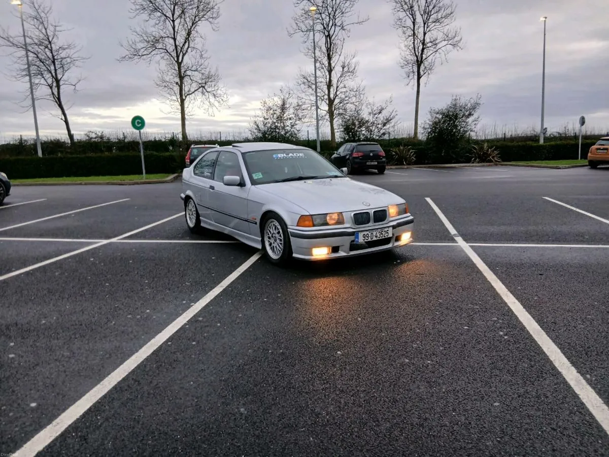 BMW e36 compact FRESH TEST - Image 2