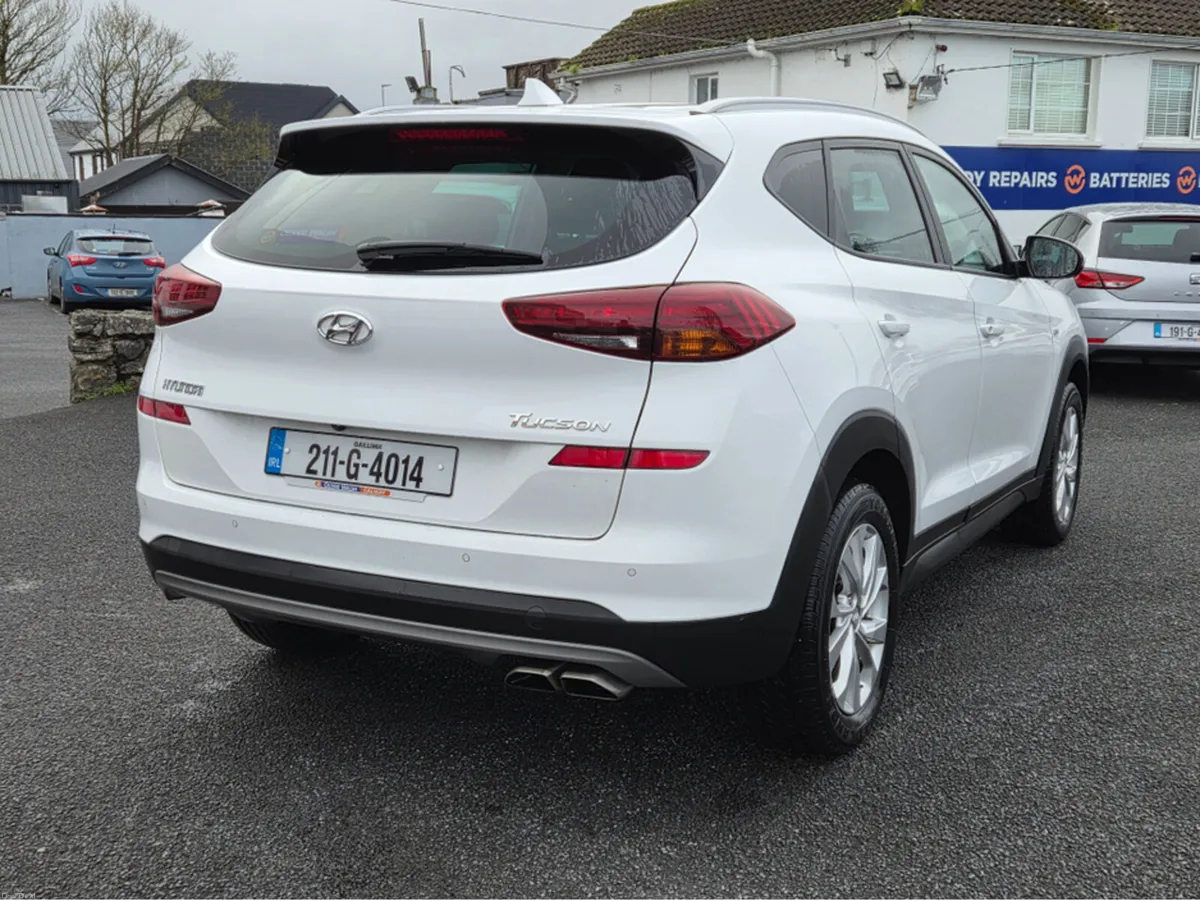 Hyundai Tucson 1.6 SE NAV 115PS MHEV 5 - Image 4