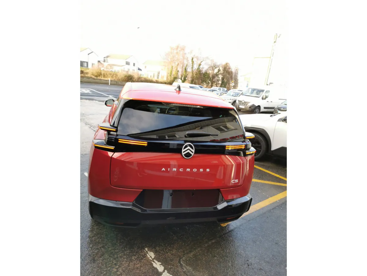 Citroen C5 Aircross HYBRID PETROL MAX EDITION - Image 2