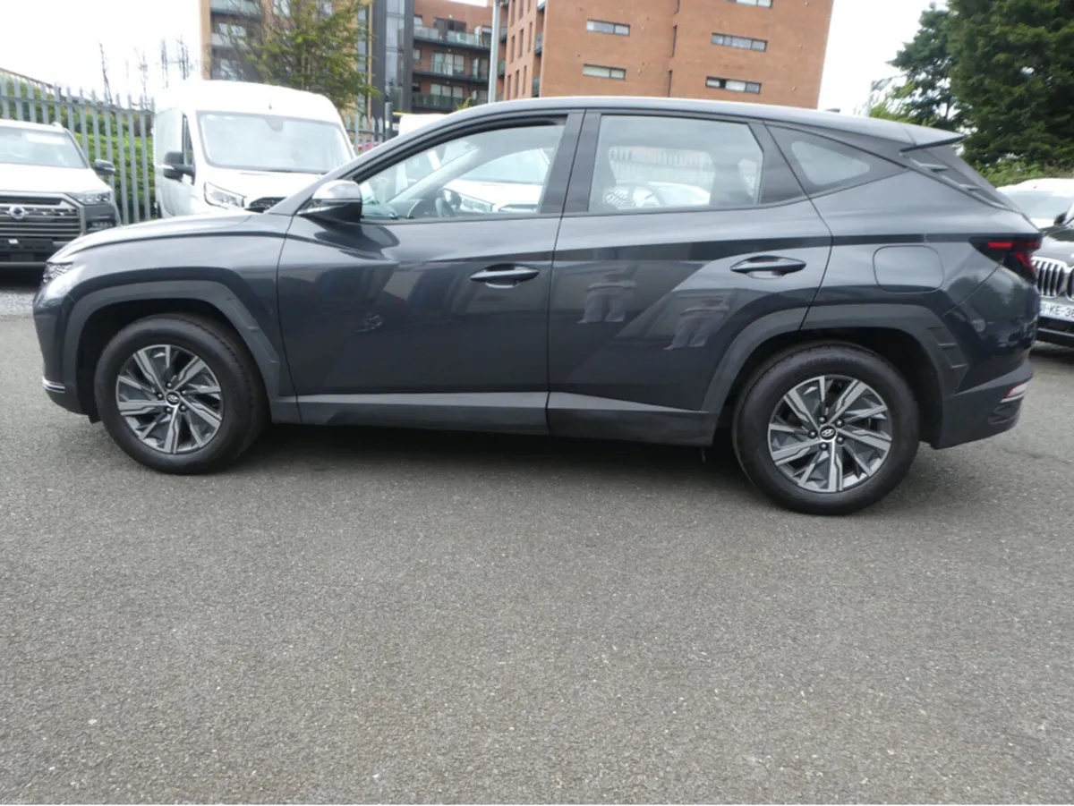 Hyundai Tucson IX35 COMFORT PLUS 5DR - Image 4