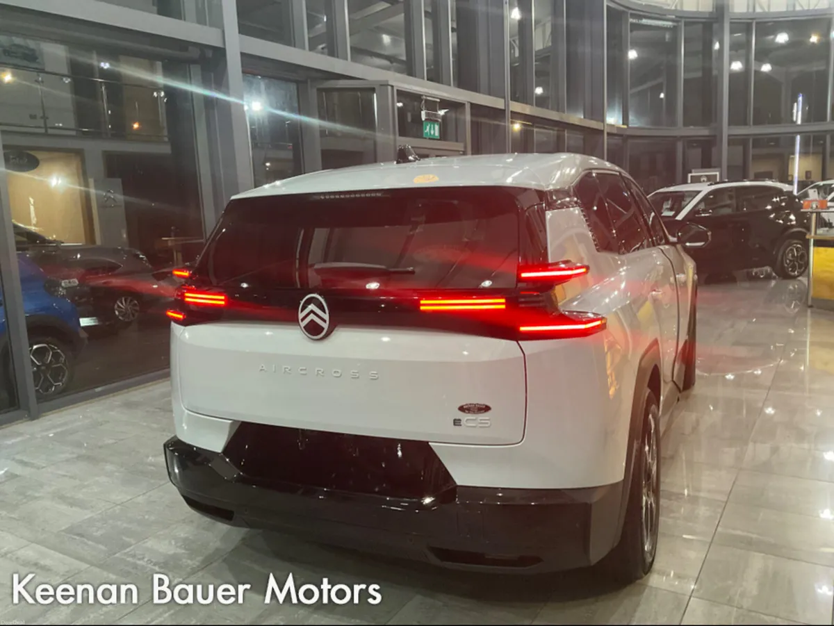 Citroen C5 Aircross PLUS BEV 520 km 73 kWh ,210 hp - Image 3