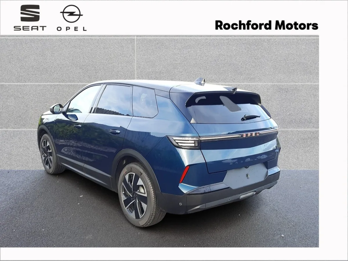 Opel Grandland New model GS 1.2 MHEV Hybrid 136HP - Image 4