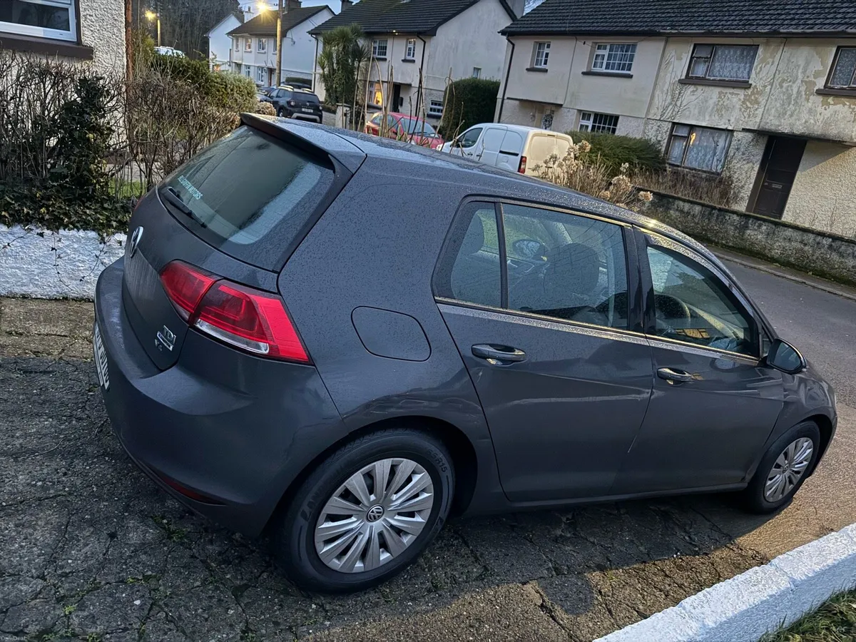 Volkswagen Golf - Image 2