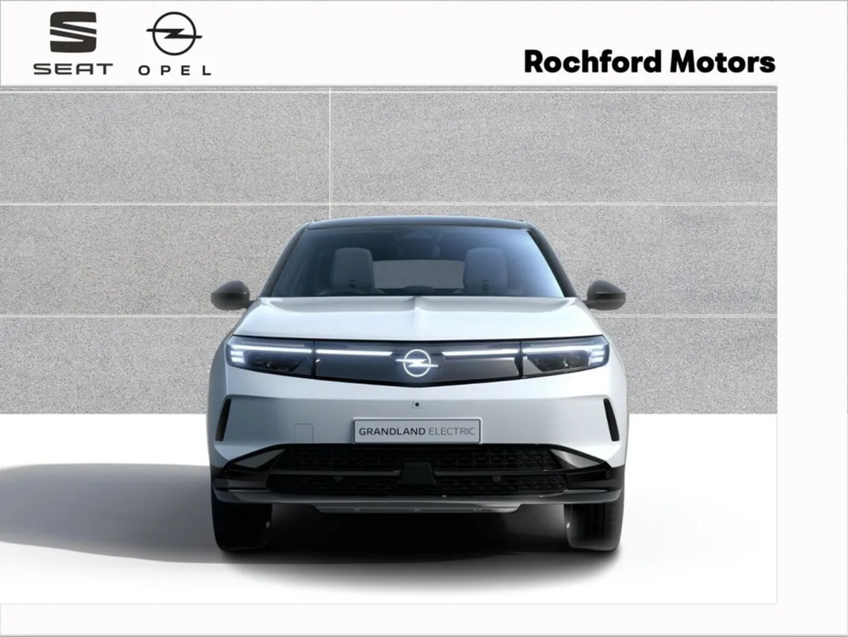 Opel Grandland *0% APR* GS Electric 73kWh, 520km r - Image 2
