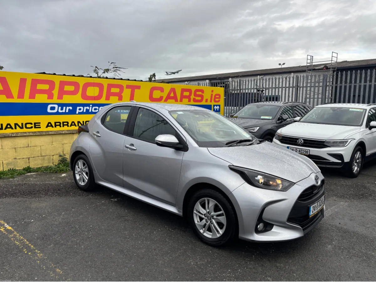 Toyota Yaris 1.5 LUNA Finance Available own this c - Image 1