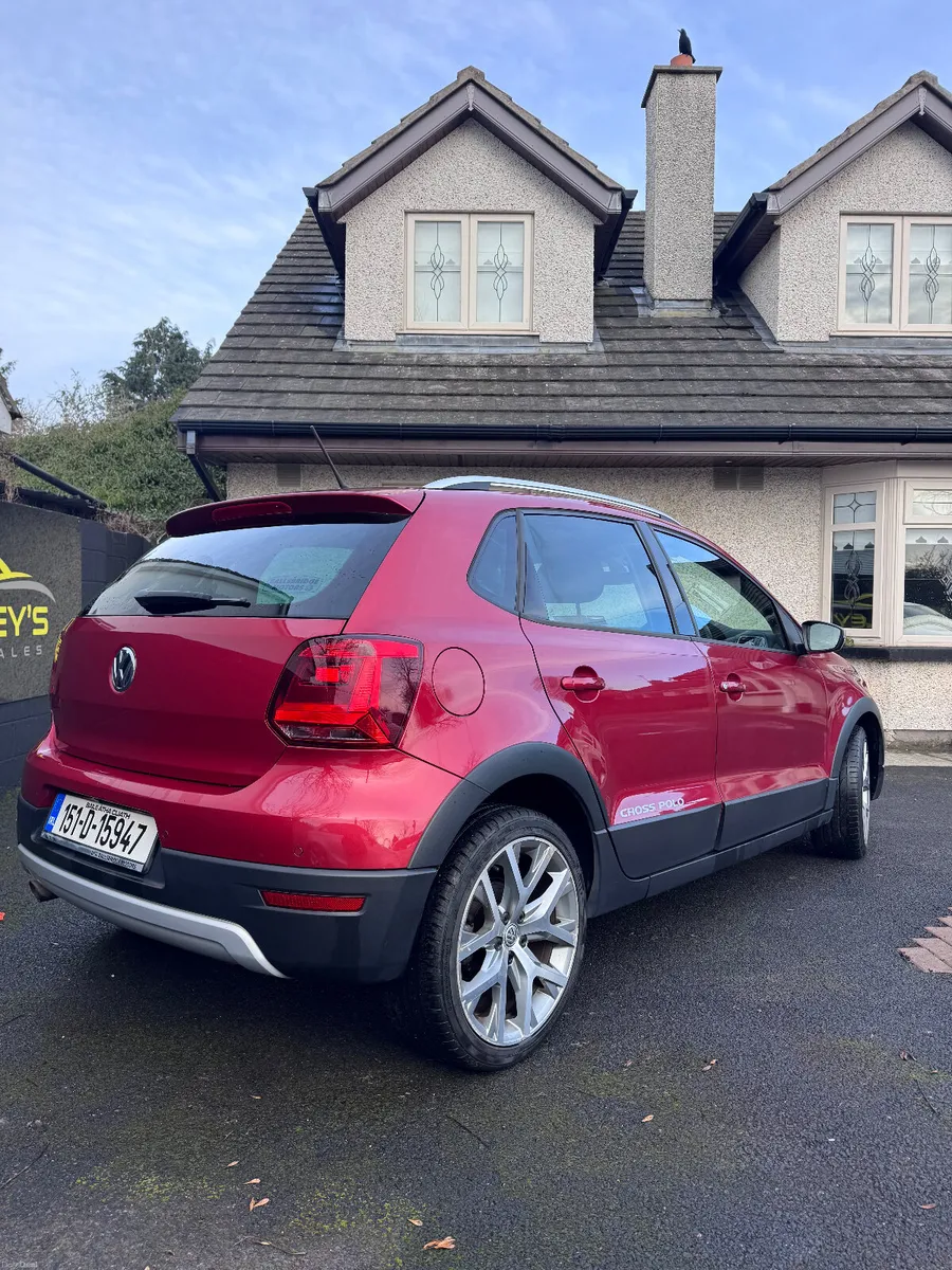 Volkswagen Polo 2015 54000km manual - Image 3