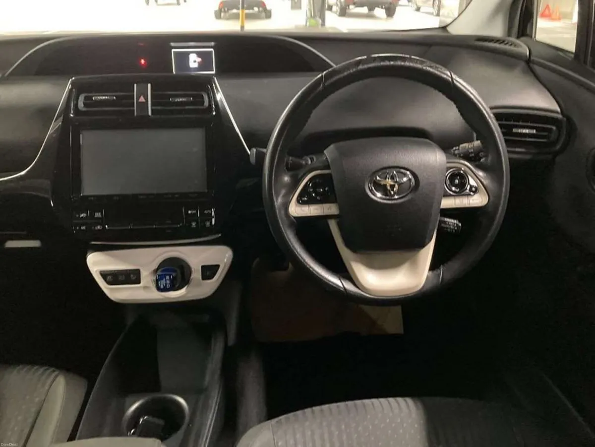 Toyota Prius COMING SOON // 1.8L HYBRID // SAFETY - Image 3