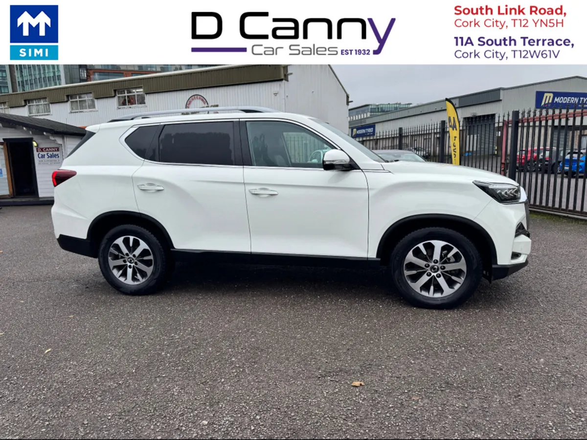 KGM Rexton 2.2 P/T 4WD 2 SEAT COM - Image 4