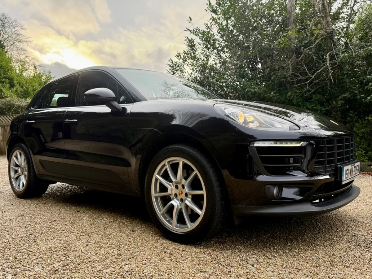 Porsche Macan *Sale Agreed* 2.0 PETROL 4 WHEEL DRI - Image 1